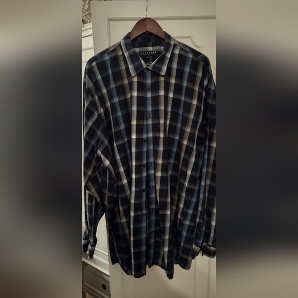 Shirt - Picture 1 of 1